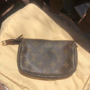 Louis Vuitton make up bag